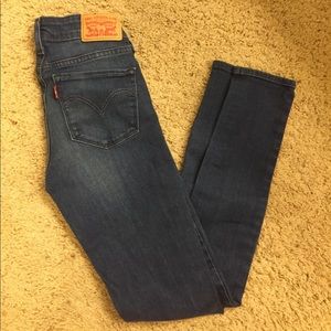 Levi 711 skinny